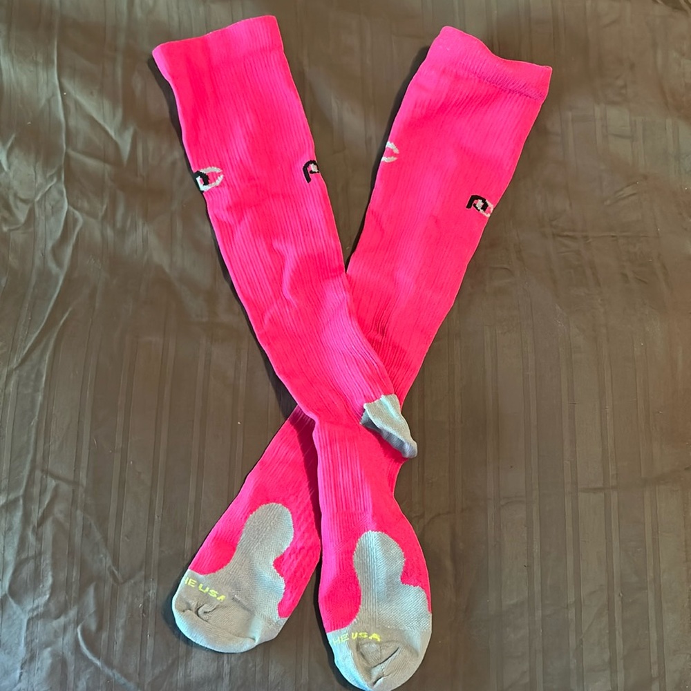 Pro Compression Marathon Socks Size Small/Medium